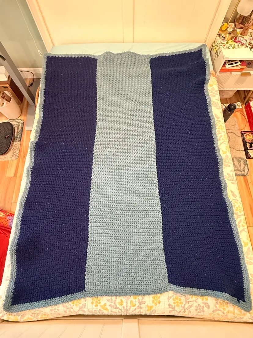 Vintage Crocheted Afghan Blanket - Blue Grey