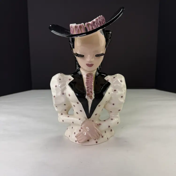 Vintage Betty Lou Nichols Luanne Tuxedo Head Vase