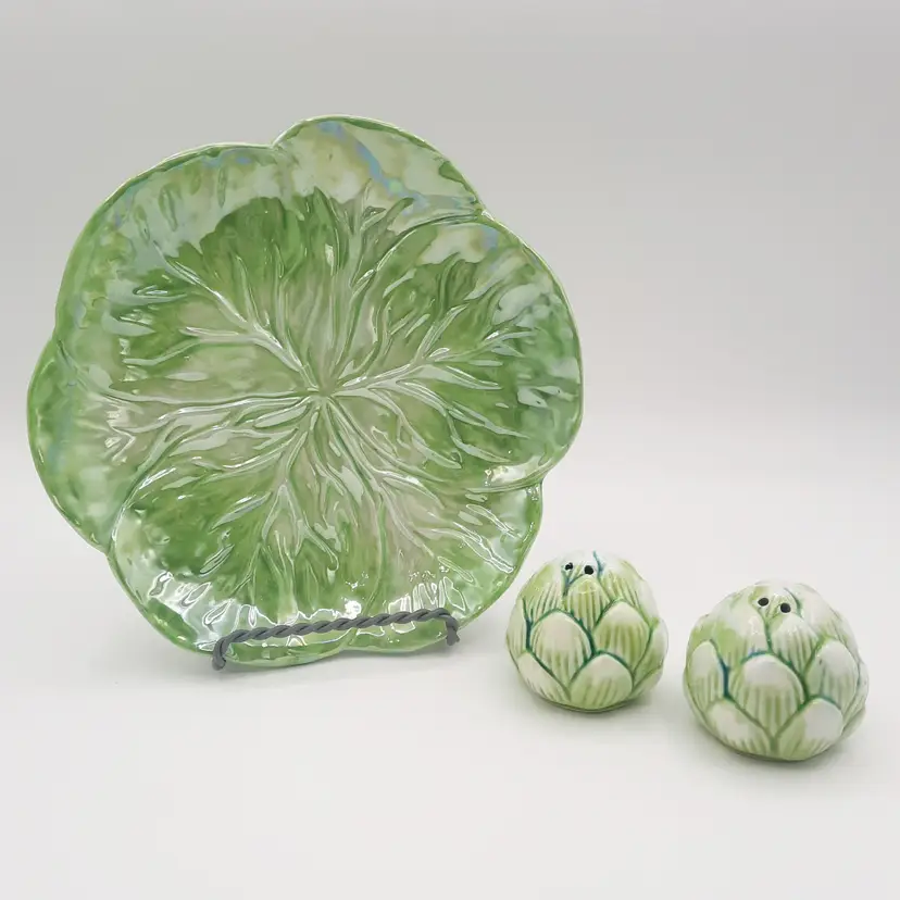 Iridescent Green Lettuce Cabbage Plate & Artichoke Salt and Pepper Shakers