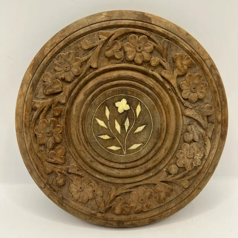 Round Wooden Trivet 6 3/4