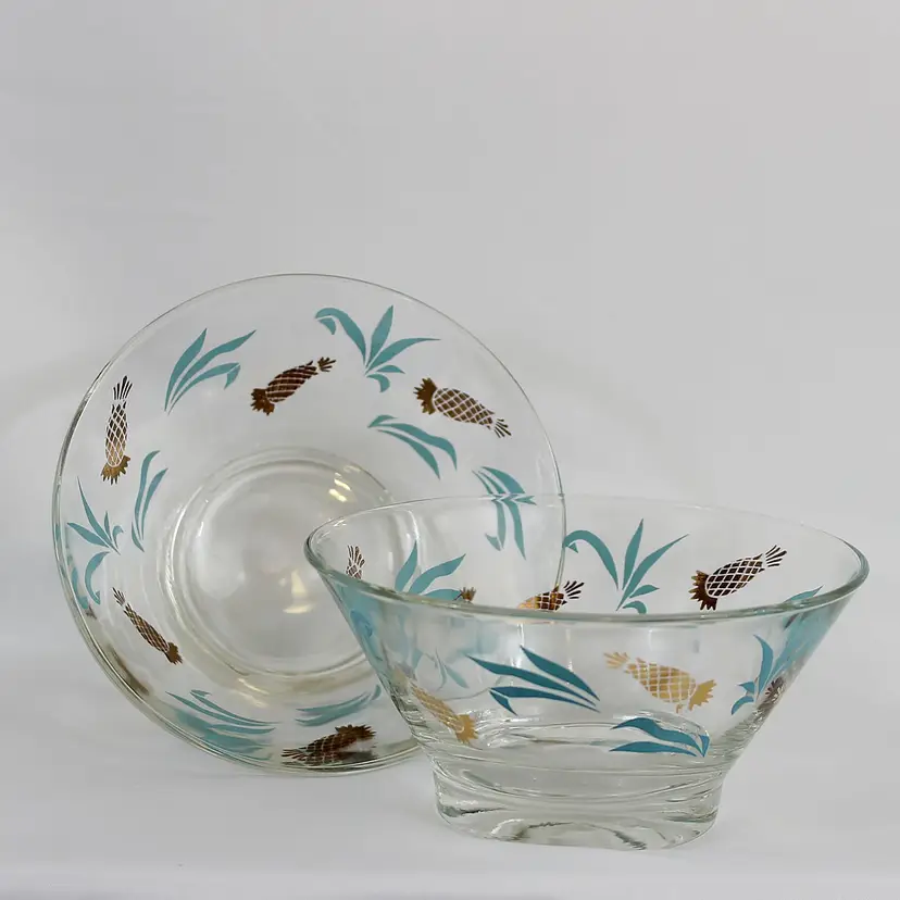 Vintage 1950s Turquoise and Gold Pineapple Adorned Clear Glass Bowls (B)