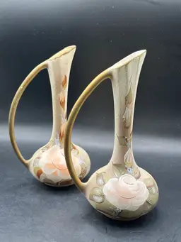 2-MCM San Gabriel California Vee Jackson Curve Handle Vase | Floral Design with Gold Accents