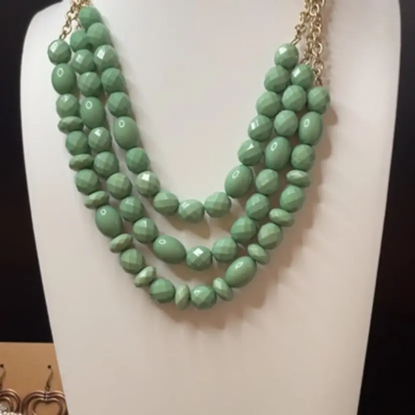 Three Strand Vintage Plastics Fantastic Necklace 16 To 18 Inches