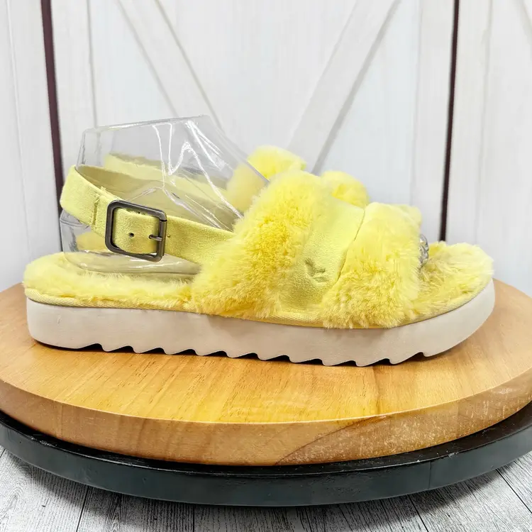 Koolaburra by Ugg Fuzz’d Out Faux Fur Sandals Yellow 9 Slingback