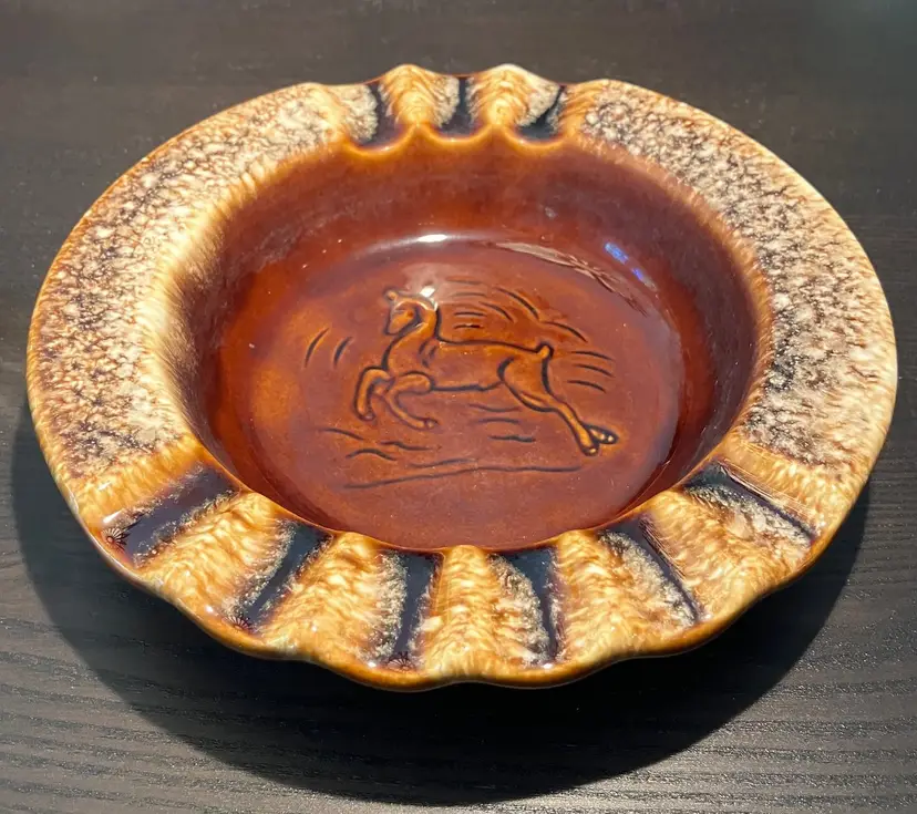 VTG Hull Horse or Deer Jumping Pottery Glazed Ashtray
