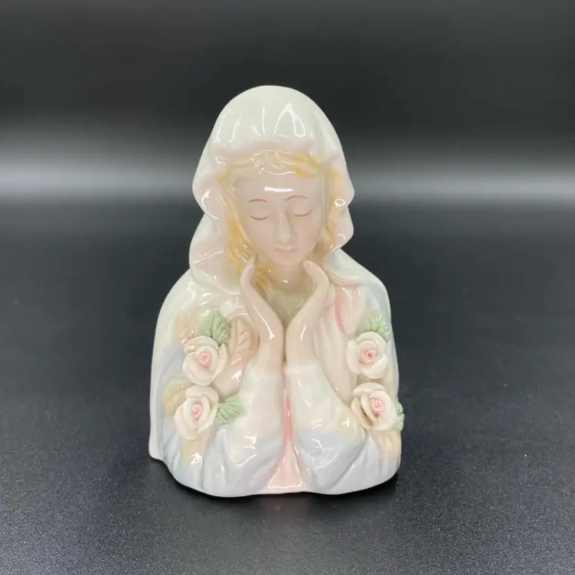 Madonna Virgin Mary Bust Vintage Porcelain Religious Holy Figurine Sculpture