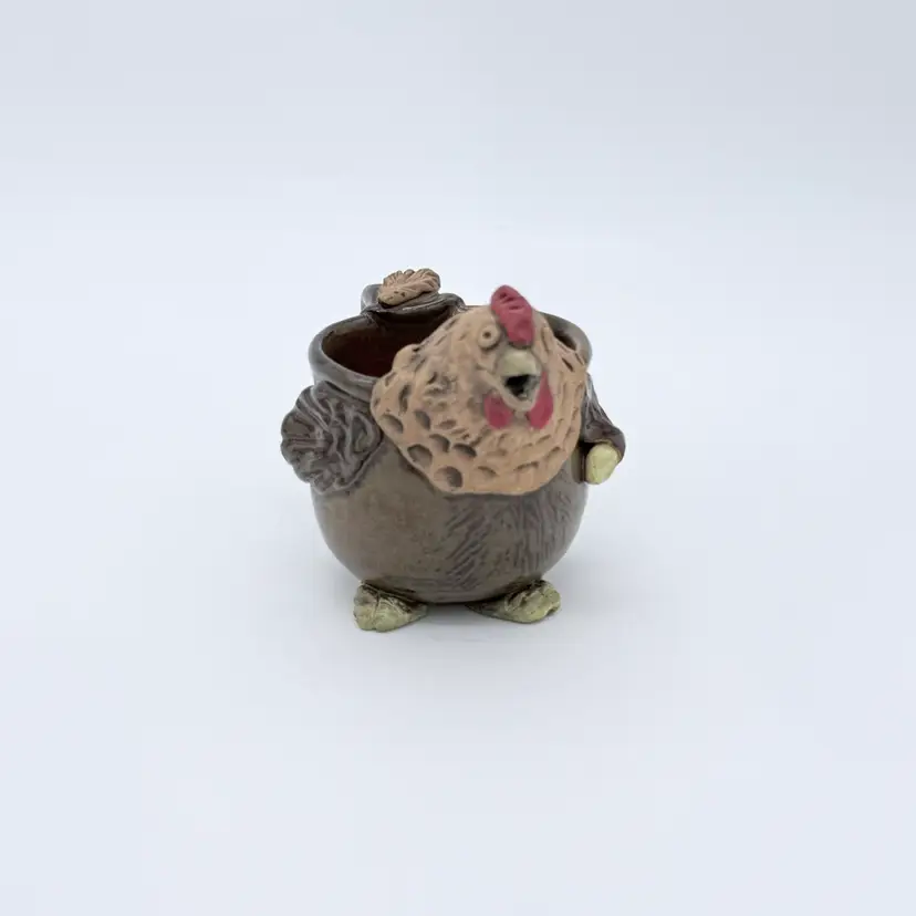 Vtg. County Cottagecore Mother Hen Creamer Pitcher -3- Footed Studio Pottery