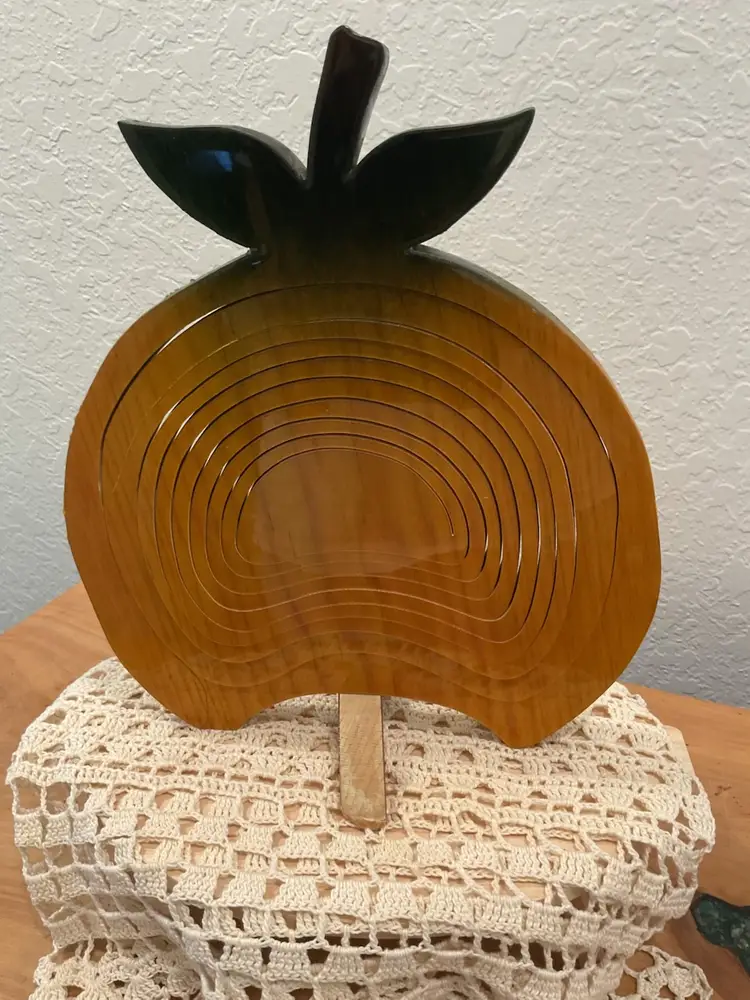 Vintage Wood Collapsible Apple Trivet/Bowl