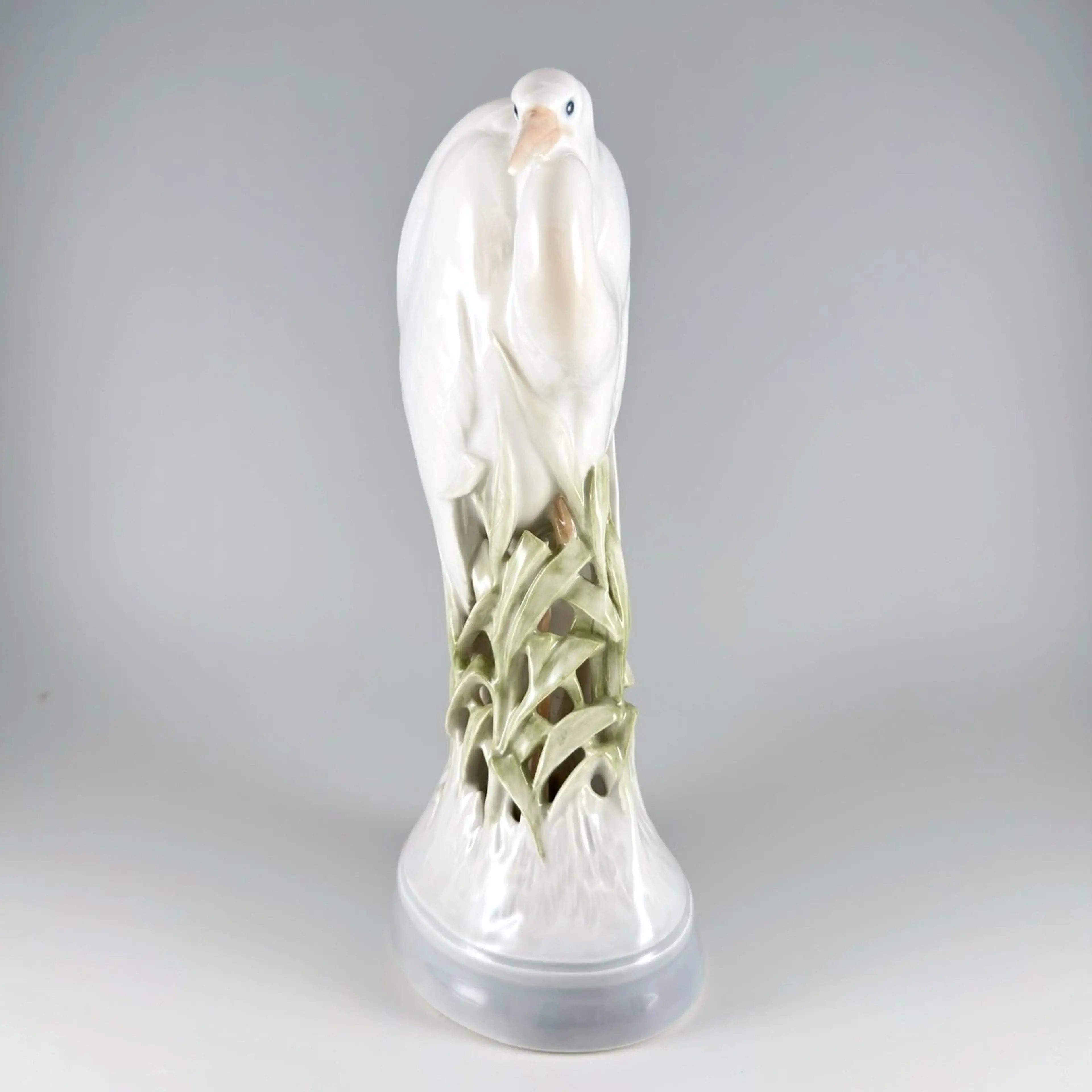 Image 4 of 12