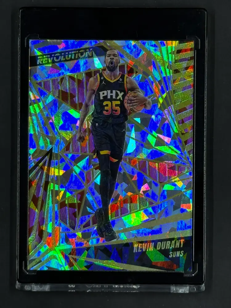 2023-24 Revolution #67 Chinese New Year Holo Gold /8 Kevin Durant Suns
