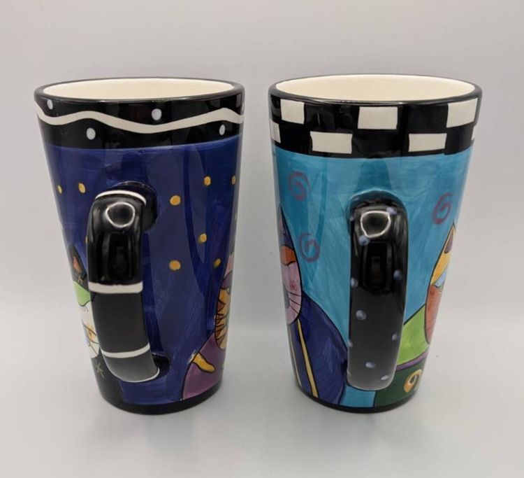 CATS!  Milton + Louis Hand Painted Cat Mug- Vintage - Set of 2