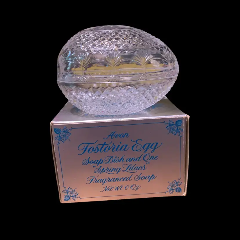 33. Vtg 1977 AVON Fostoria GLASS EGG Soap Dish