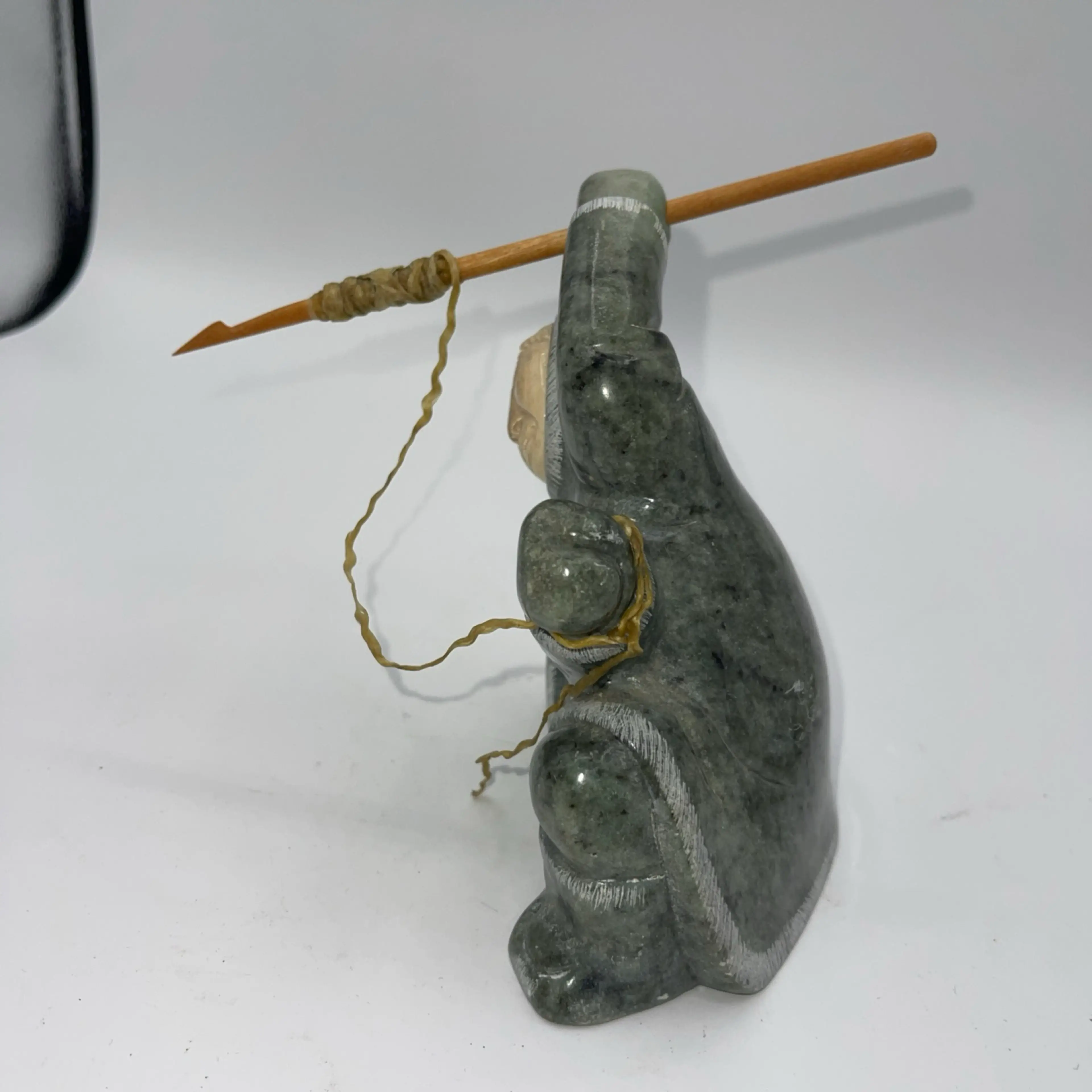 Image 4 of 16