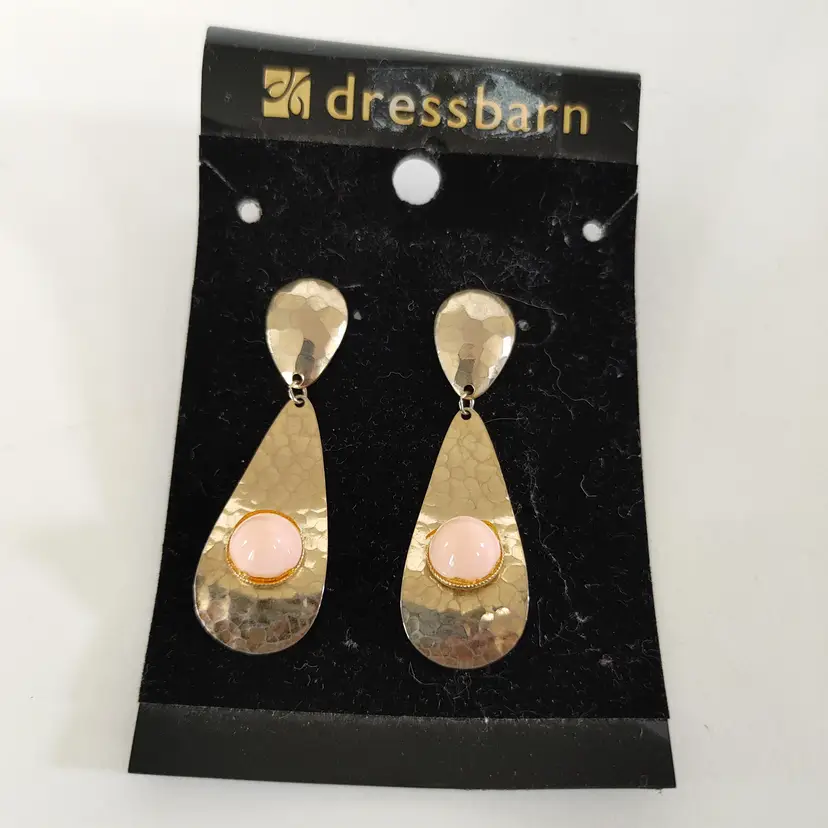 Costume earrings. See pics.