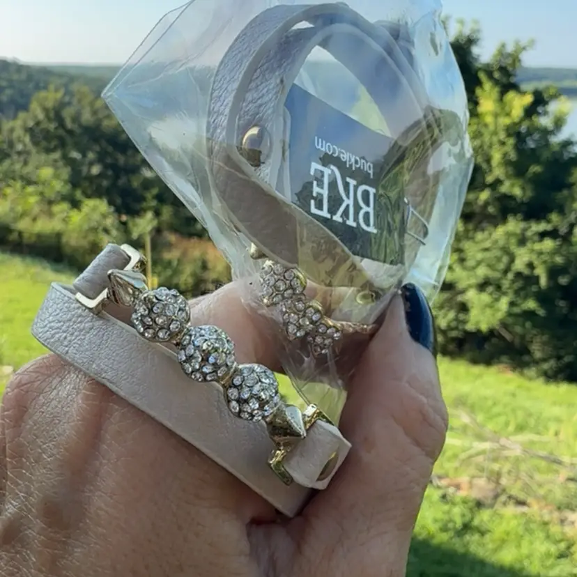 The Buckle Wrap Bracelet Nwt Set Of 2