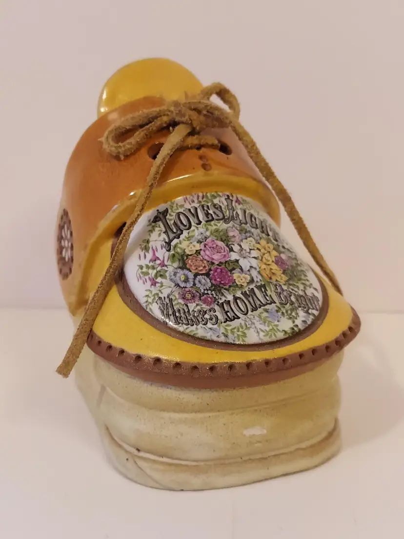 The Clay Cobbler Handmade Ceramic Shoe Planter "Loves Light Makes Home Bright"