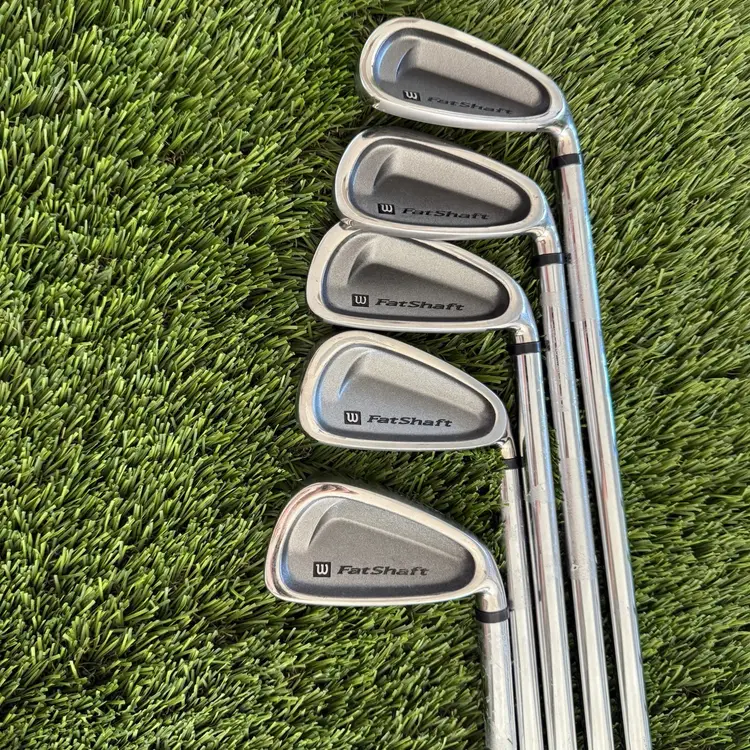 Wilson Fat Shaft RH Iron Set 5-9 With R-Flex Fat Shafts And Stock Grips