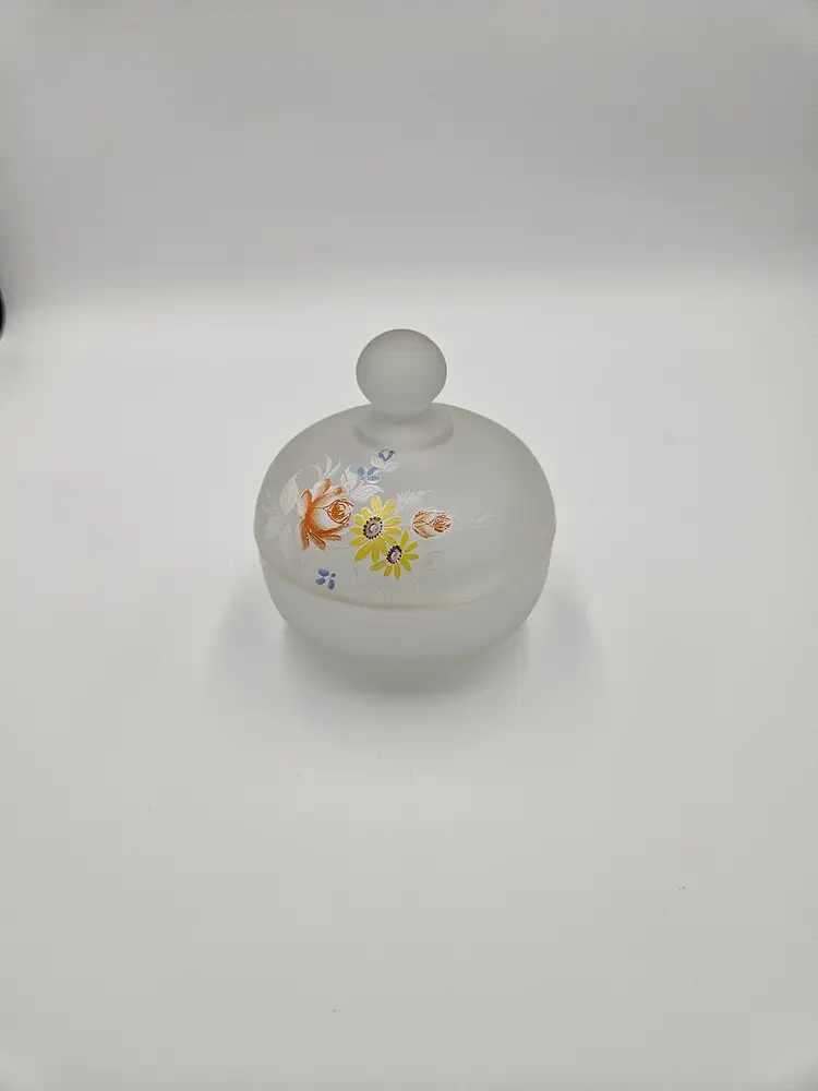 #TR47 Westmoreland Satin Floral Round Lidded Candy Dish