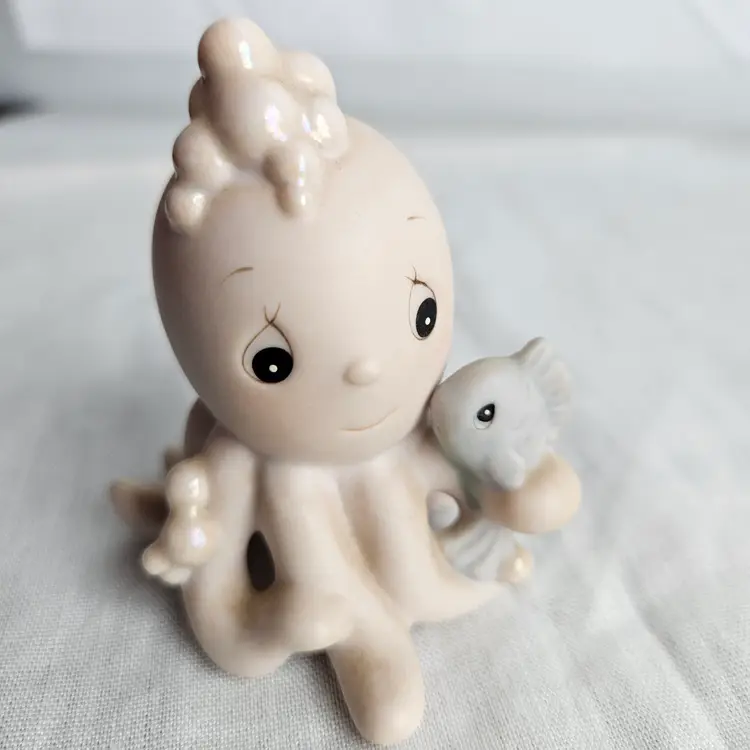 Vintage Precious Moments 1992 I Only Have Arms For You Octopus Figurine 527769