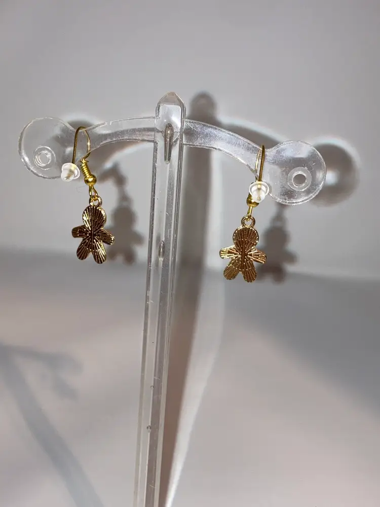 2 Day Sale! 🎉🎄🎉 Gingerbread Man  Earrings! 1 1/2” Drop. Gold Tone Hardware. Made By Me! 🎄🌲🎄