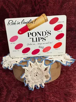 C-Vtg Pond’s Lipstick Advertising Color Guide Display Card