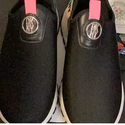 DKNY Sneakers Size 4