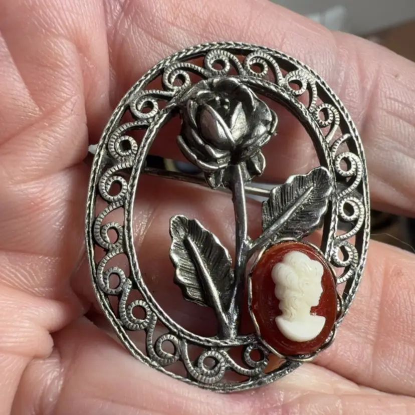 Oval Dark Silver Tone Rose & Cameo Brooch
