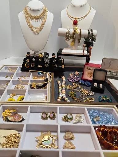Shop Mamas Jewelry Designer and more!! KJL, Joan Rivers, MCM