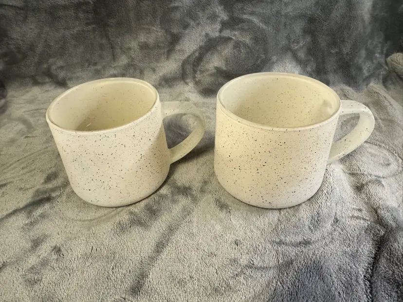 Vintage 2 Fire King? Anchor Hocking Speckled White Ivory Coffee Mugs Tea Cups