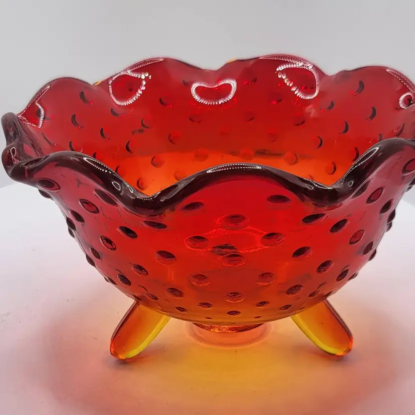 Vintage Amberina L E Smith Hobnail 3 footed Glass Bowl 6" x 3 1/4" UV reactive