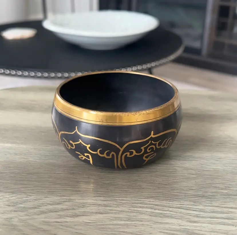 Singing Bowl Vintage Brass Tibetan Meditation Bowl with Chakra Healing Sound