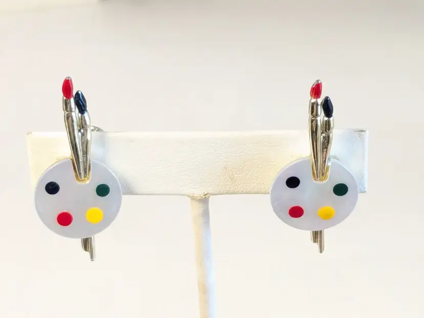 Vintage Silver Tone Mother of Pearl Artist Palette Screw Back Earrings