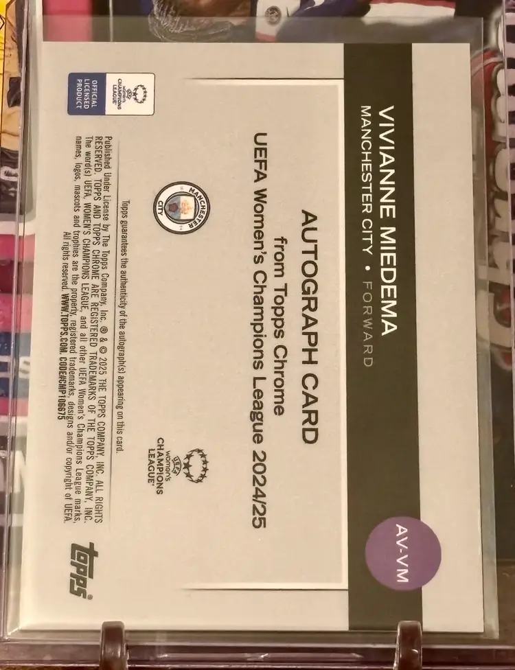 Vivianne Miedema 2024/25 Topps Chrome UWCL Autograph Purple /75 Manchester City Netherlands Soccer Card