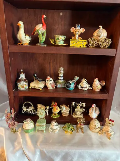 Enamel Trinket Box lot $9 Starts Combined Shipping 