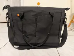 1733 Daily Tote V1 X11 Coal