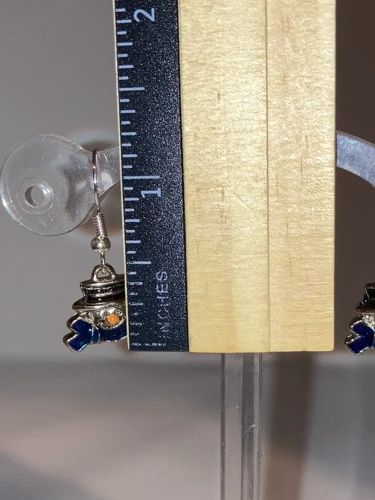 2 Day Sale! 🎉🎄🎉 Snowman  Earrings! Just Over 1” drop. 925 Stamped Untested Fish Hooks. Made By Me! 🎄🌲🎄