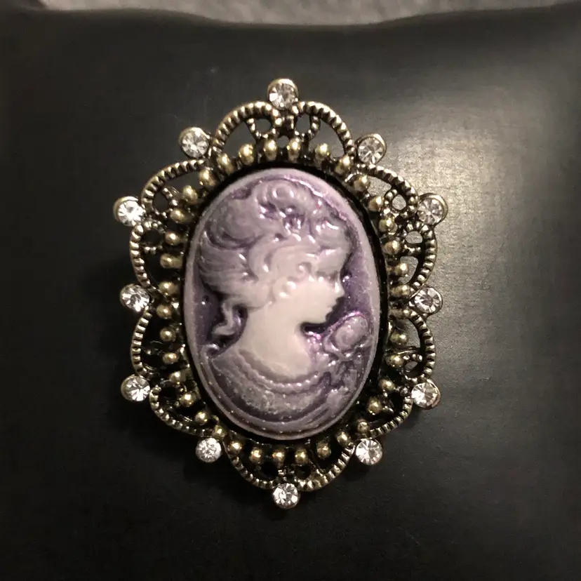 Purple Cameo with Jewels Brooch
