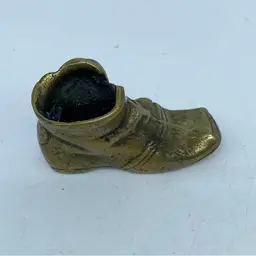 #1831 Brass Good Luck Charm Ornament Welsh Snowdon Boot