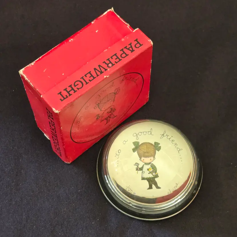 Glass Dome Paperweight with Cardboard Insert" to a good friend" Joan Walsh Anglund 1968 in Damaged Box