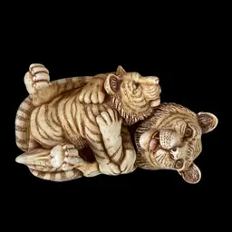 Harmony Kingdom Trinket Box