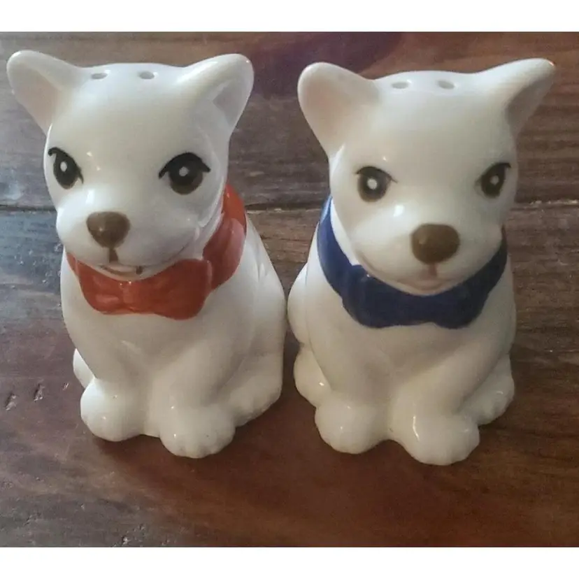 Vintage Bulldog Salt and Pepper Shakers Unbranded
