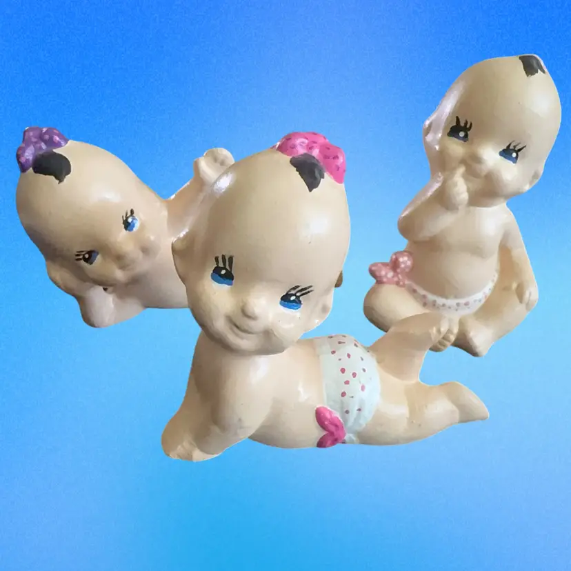 3 Ceramic Babies