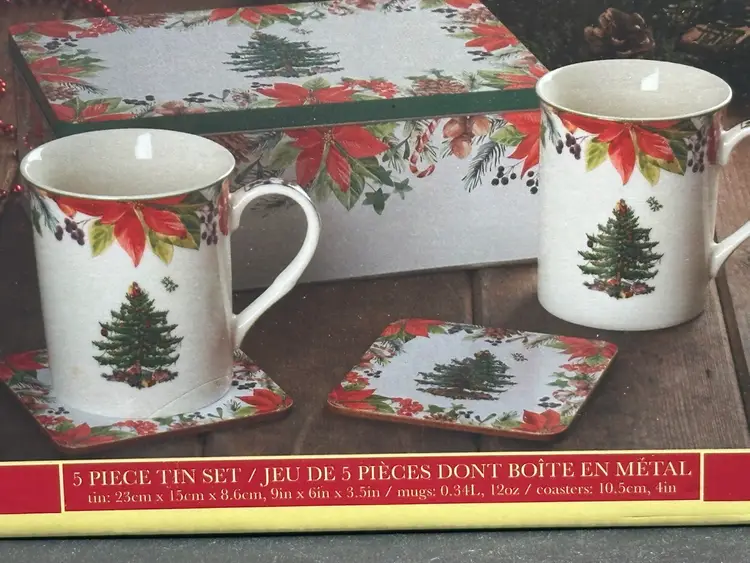 2 Spode Christmas Tree Tea Coffee Cups with Coasters In Metal Decorative Tin Set