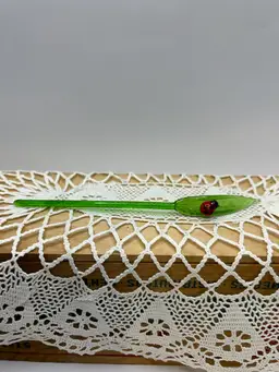 Glass Blade Of Grass W/ Ladybug 6 1/2”