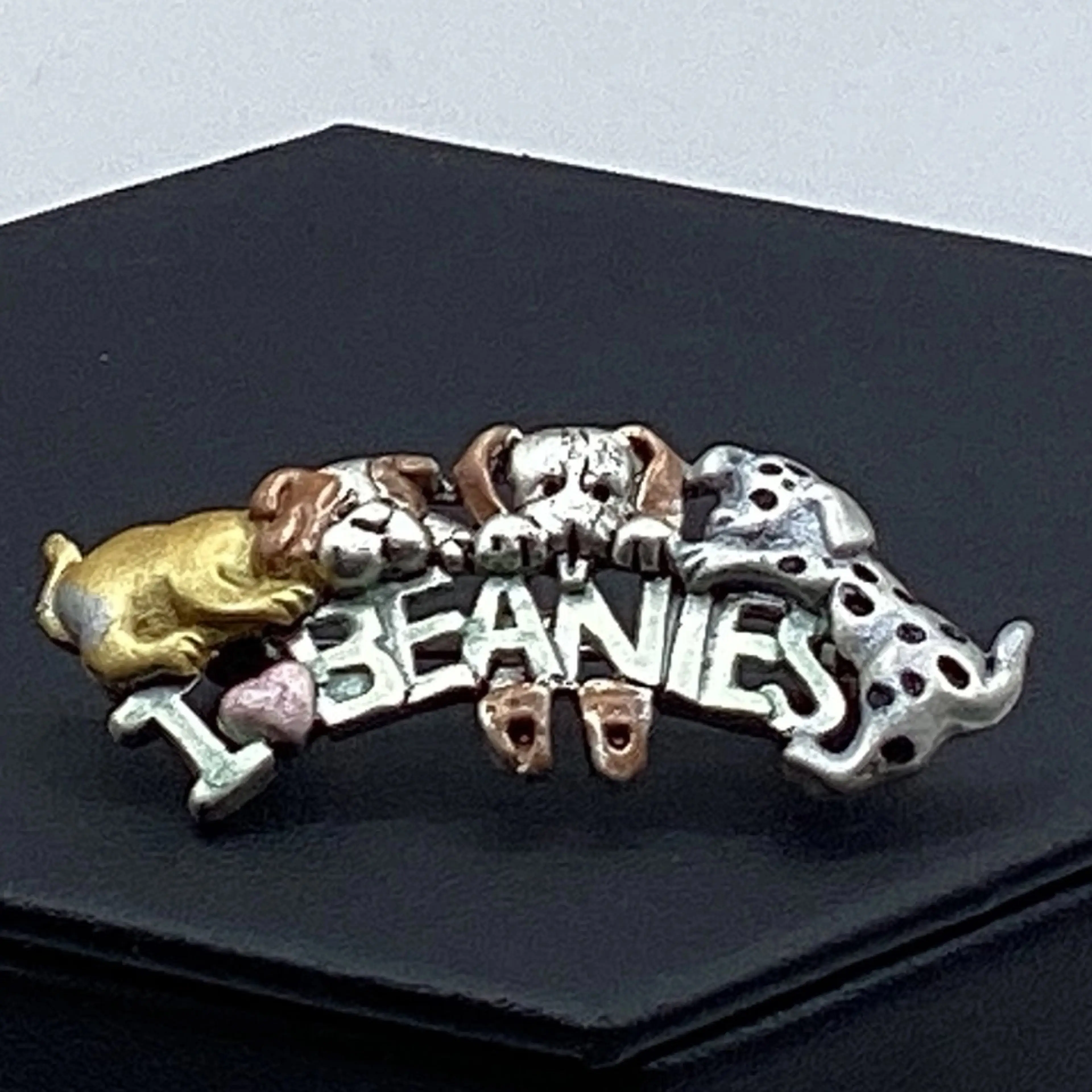 Image 1 of 4