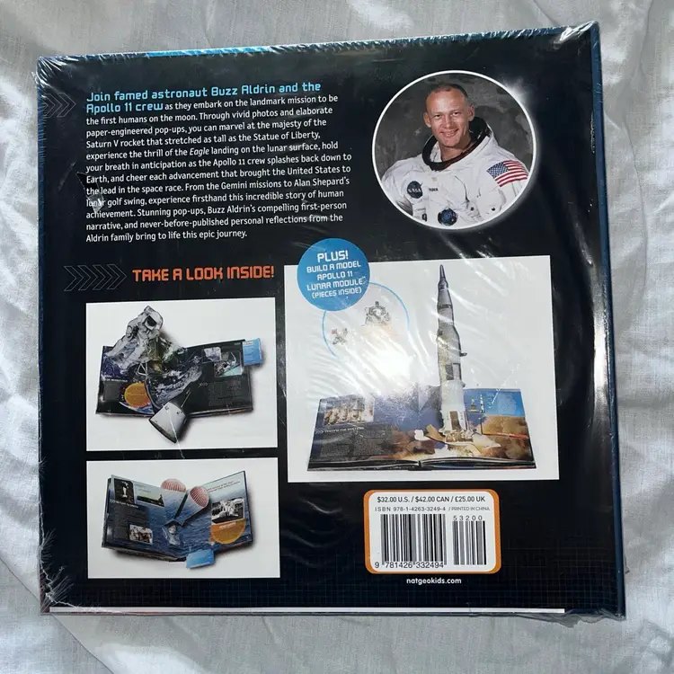 Apollo 11 Adventure: To The Moon And Back Pop-up Book