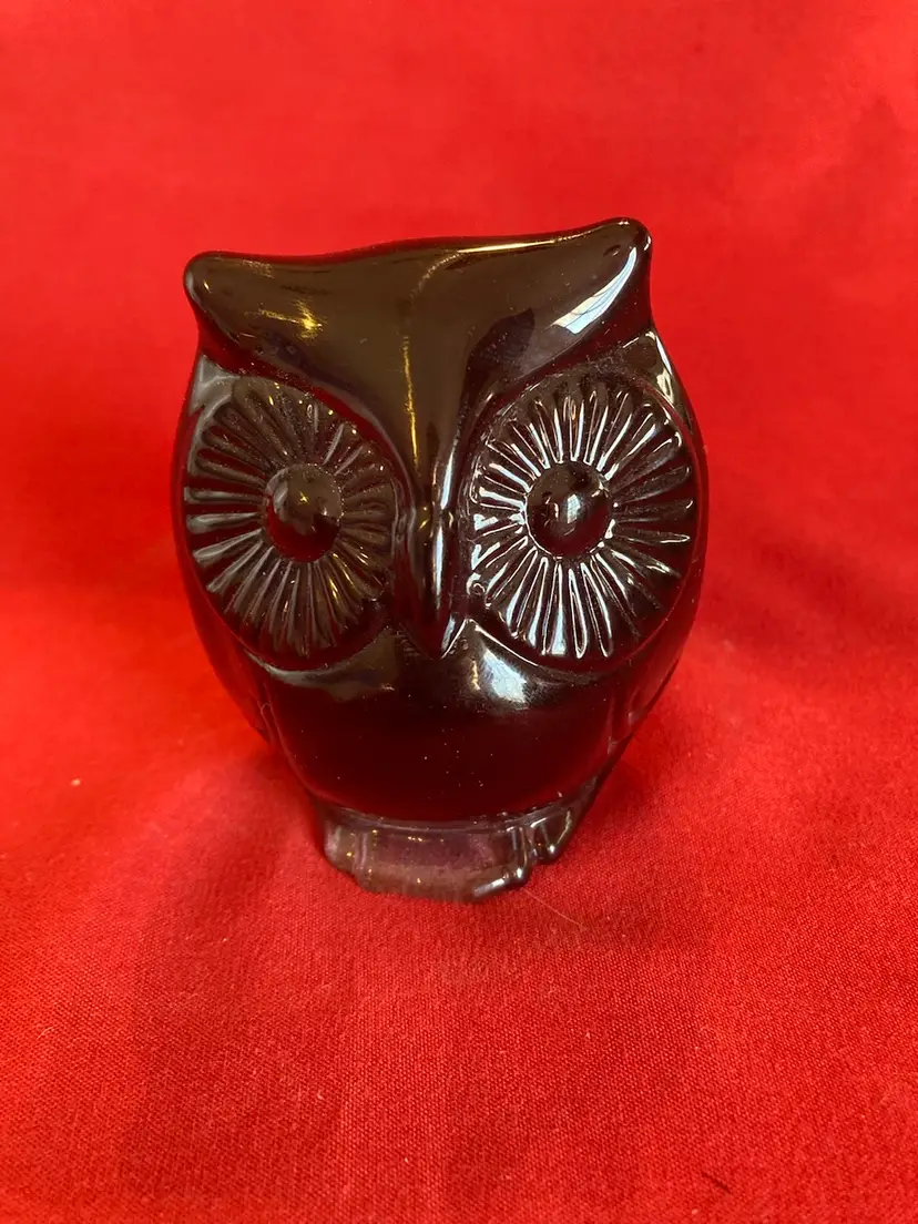 16. VTG Amethyst Owl