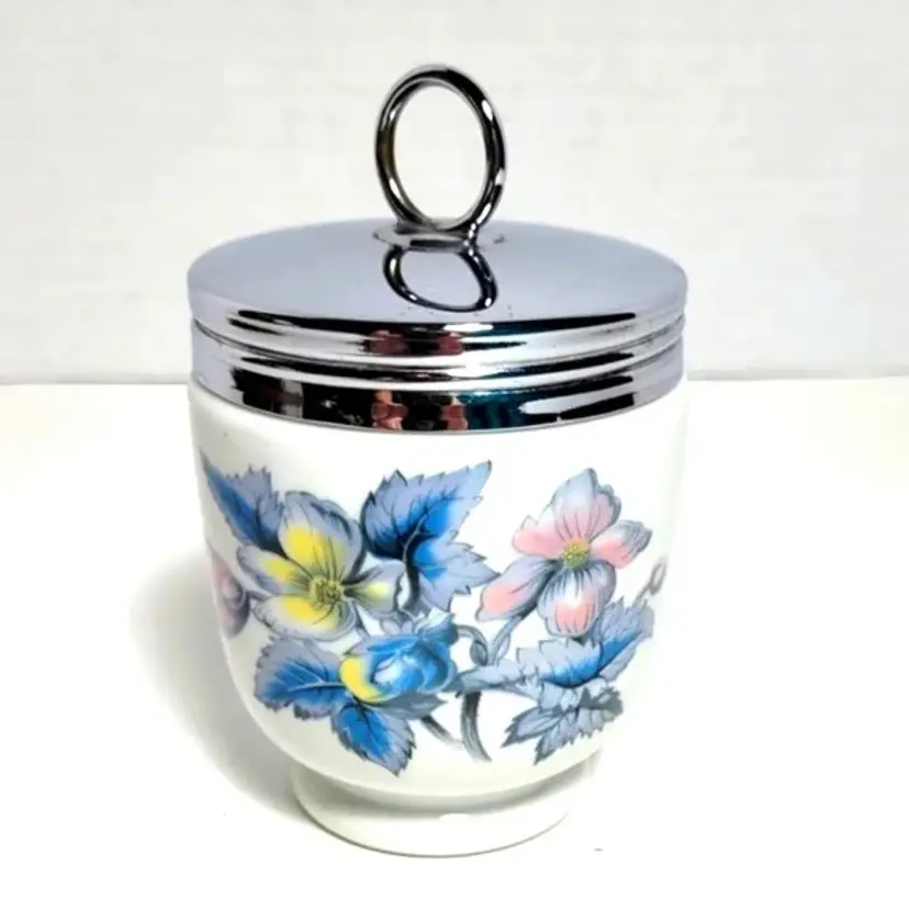 Royal Worcester Woodland King Size Egg Coddler Vintage Excellent