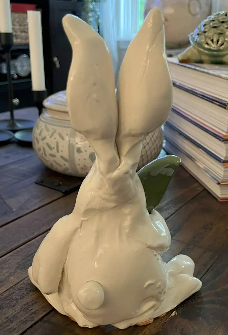 Vintage Michael Ezzell Rabbit Figurine w/ Purple Flower