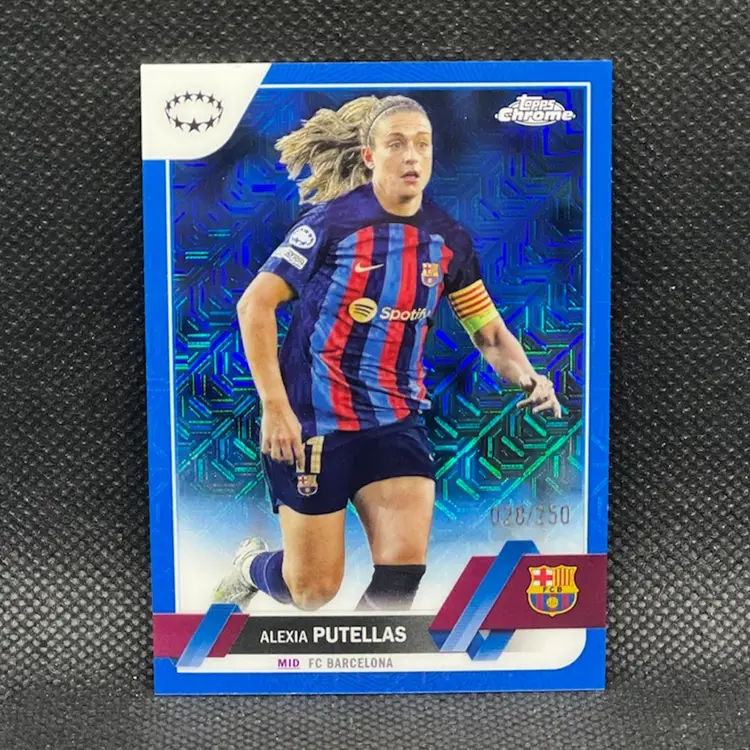 Alexia Putellas 2022/23 Topps Chrome UEFA Blue /250 Barcelona Soccer Card
